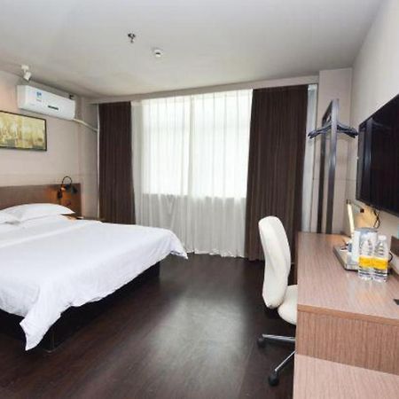 Jinjiang Inn Select Nanjing South Railway Station North Square Экстерьер фото